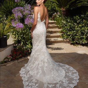 Casablanca 1975 Wedding Gown size 6.